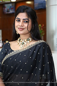 Siri Papa stills in Black Saree, HD Gallery