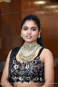 Soni Verma at Hi Life Exhibition Grand Launch Event
