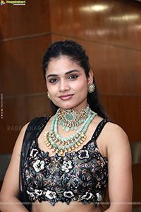 Soni Verma at Hi Life Exhibition Grand Launch Event
