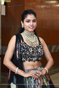 Soni Verma at Hi Life Exhibition Grand Launch Event