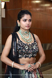 Soni Verma at Hi Life Exhibition Grand Launch Event