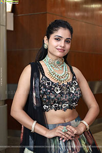 Soni Verma at Hi Life Exhibition Grand Launch Event