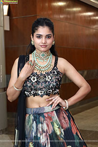 Soni Verma at Hi Life Exhibition Grand Launch Event