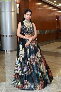 Soni Verma at Hi Life Exhibition Grand Launch Event