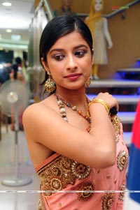 Madhurima Photo Gallery