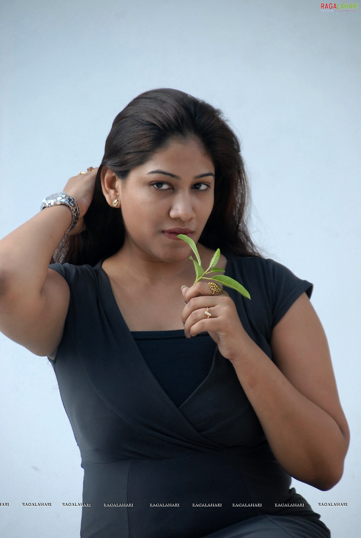 Kalpana Chowdary (Hi-Res)