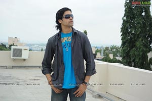 Adivi Sesh