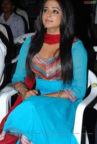 Priyamani at Nuvekkadunte Nenakkadunta Audio Release