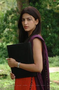 Shruthi Hasan