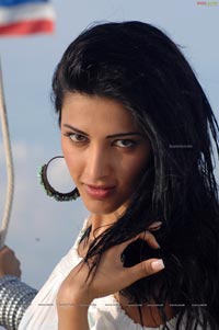 Shruthi Haasan