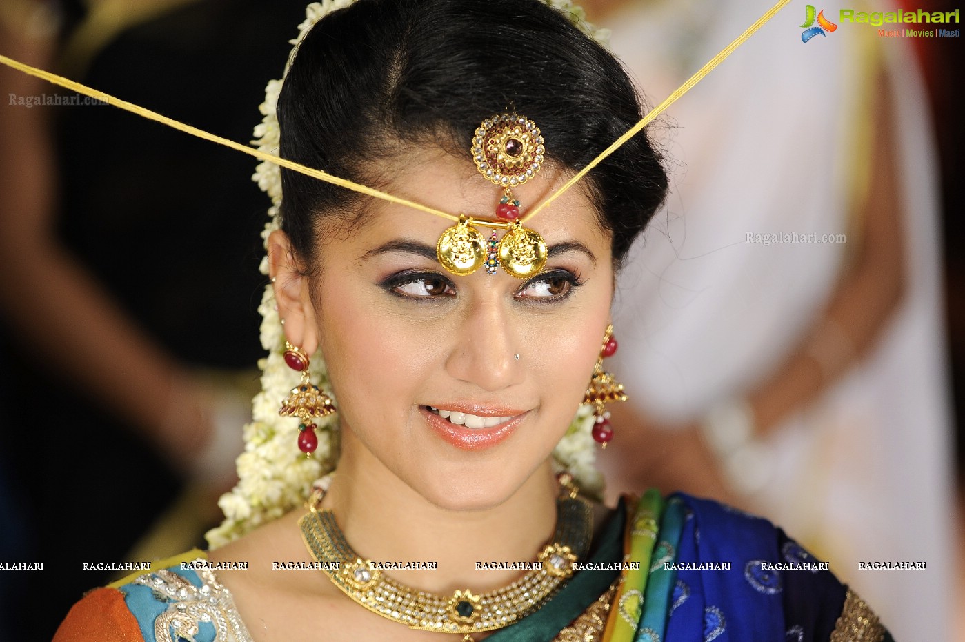 Taapsee (Posters)