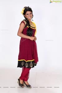Beautiful Telugu Heroine Rakshitha