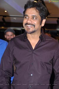 Hero Nagarjuna b:blunt Salon