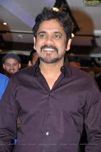 Hero Nagarjuna b:blunt Salon