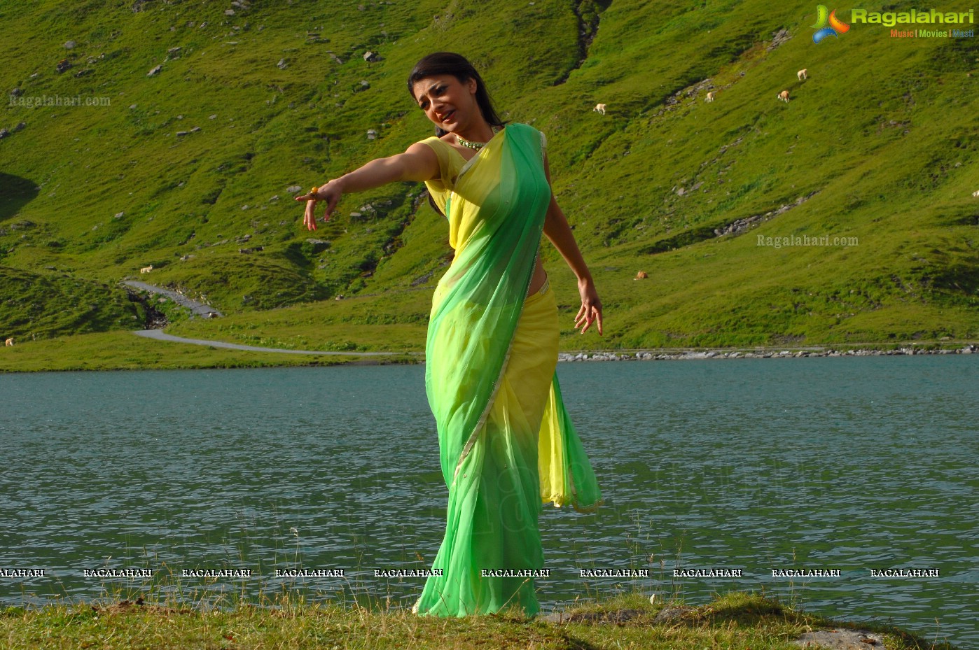 Kajal Aggarwal in Thuppakki,Photo