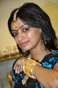 Beautiful Pauleen Chakravorty