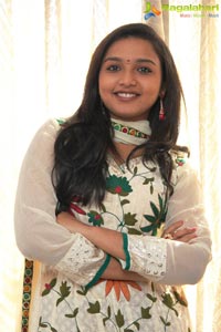 Thuppakki Deepthi Nambiar