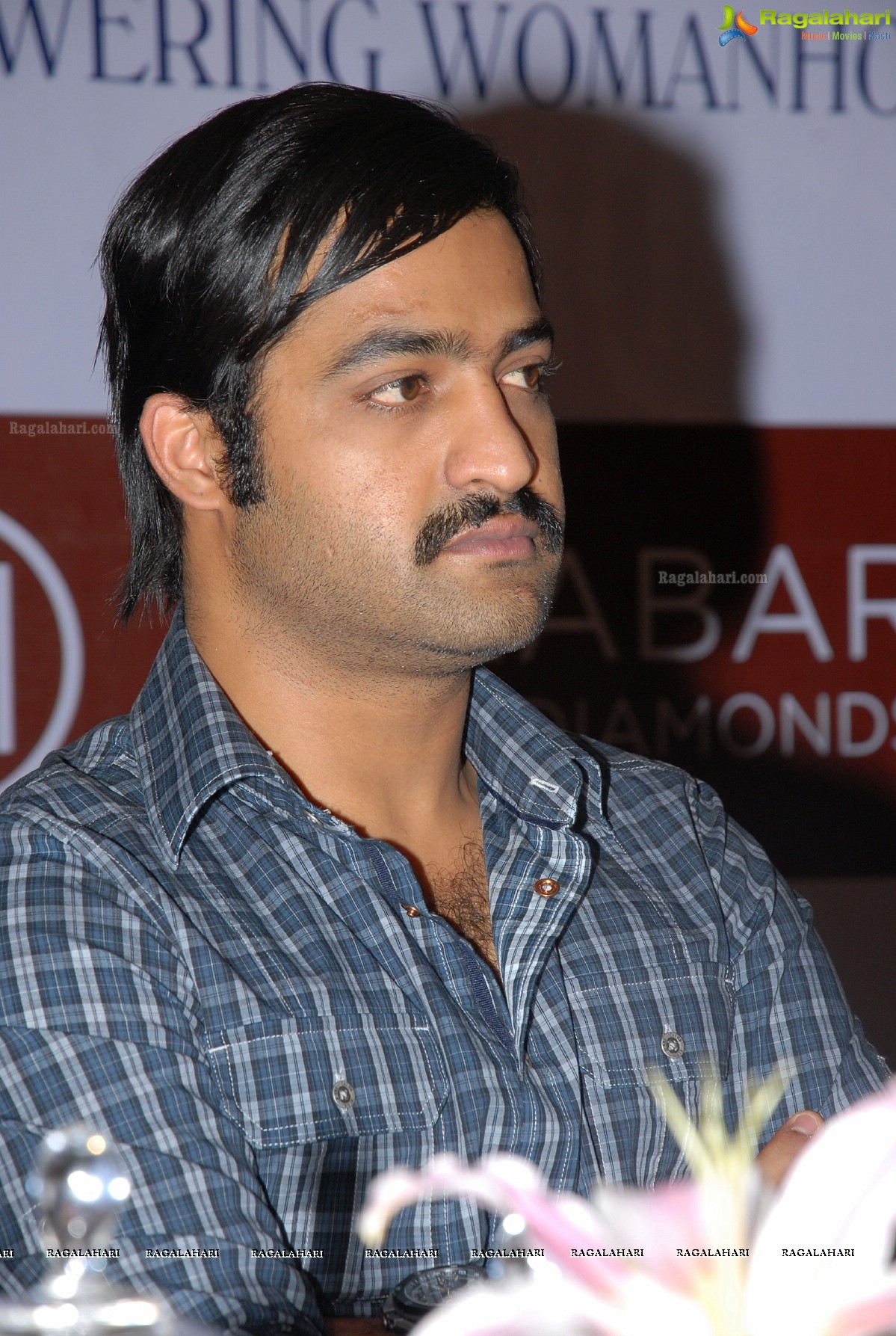 NTR at Malabar Gold and Diamonds Educational aid to Girl Child Launch