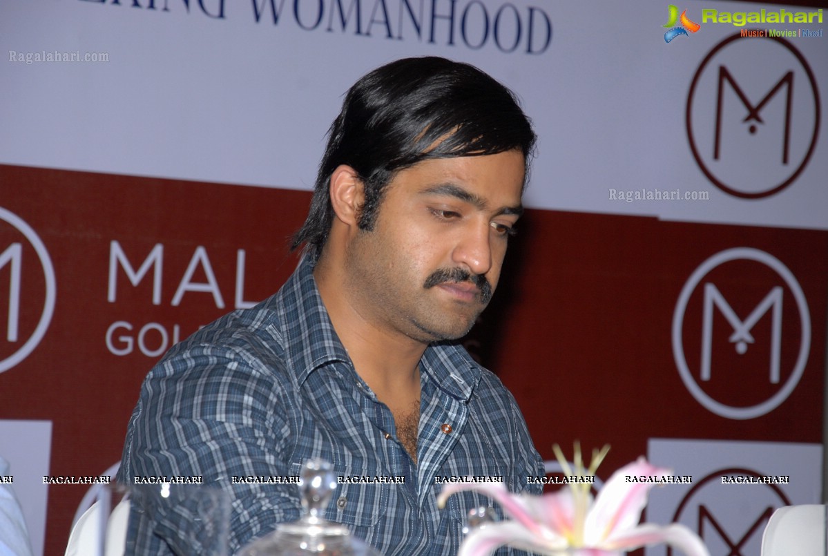 NTR at Malabar Gold and Diamonds Educational aid to Girl Child Launch