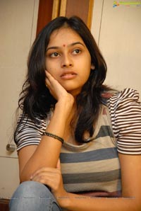 Bus Stop Heroine Sree Divya