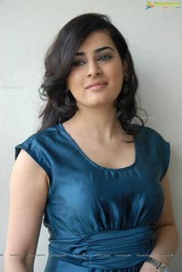 Archana Prematho Nuvvu Vastavani