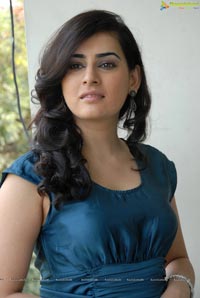 Archana Prematho Nuvvu Vastavani