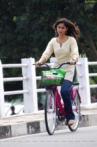 Ileana in Main Tera Hero