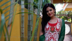 Sree Mukhi High Definition Wallpapers