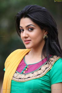 Sakshi Choudhary Wallpapers