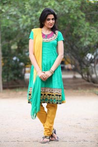 Sakshi Choudhary Wallpapers