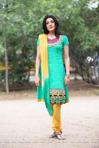 Sakshi Choudhary Wallpapers