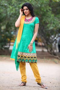 Sakshi Choudhary Wallpapers