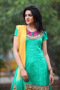 Sakshi Choudhary Wallpapers