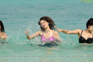 Tamanna Hot Rebel Beach Song Photos