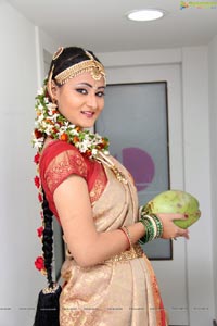 Model Niloufer at Lakme Somajiguda