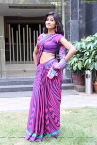 Adhee Lekka Heroine Hot Photos