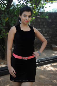 Telugu Heroine Priyanka