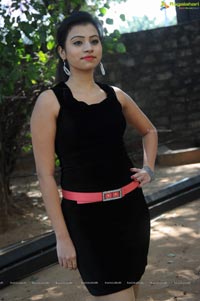 Telugu Heroine Priyanka