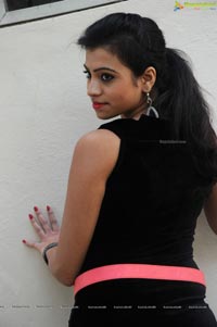 Telugu Heroine Priyanka