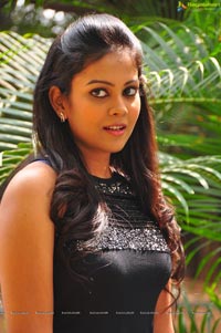 Tamil Actress Chandini Tamilarasan