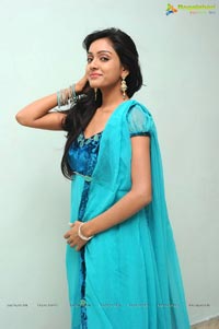 Heroine Vithika Sheru Photos