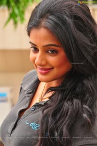 Priyamani in T-Shirt and Jeans