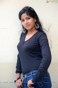 Telugu Actress Roshini