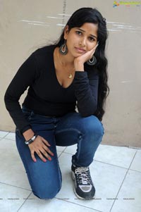 Telugu Actress Roshini