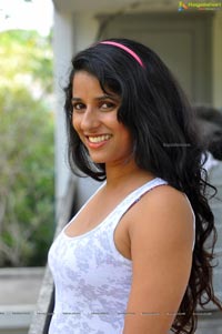 Shravya Reddy Hot Photos