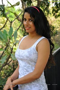 Shravya Reddy Hot Photos