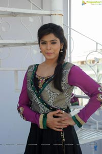 Soodhu Kavvum Sanchita Shetty