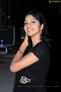 Telugu Heroine Sravani Photos