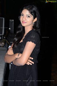 Telugu Heroine Sravani Photos