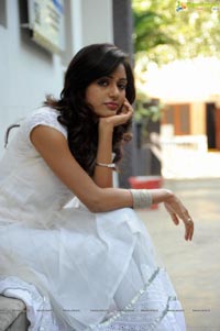 PIK Heroine Vithika Sheru